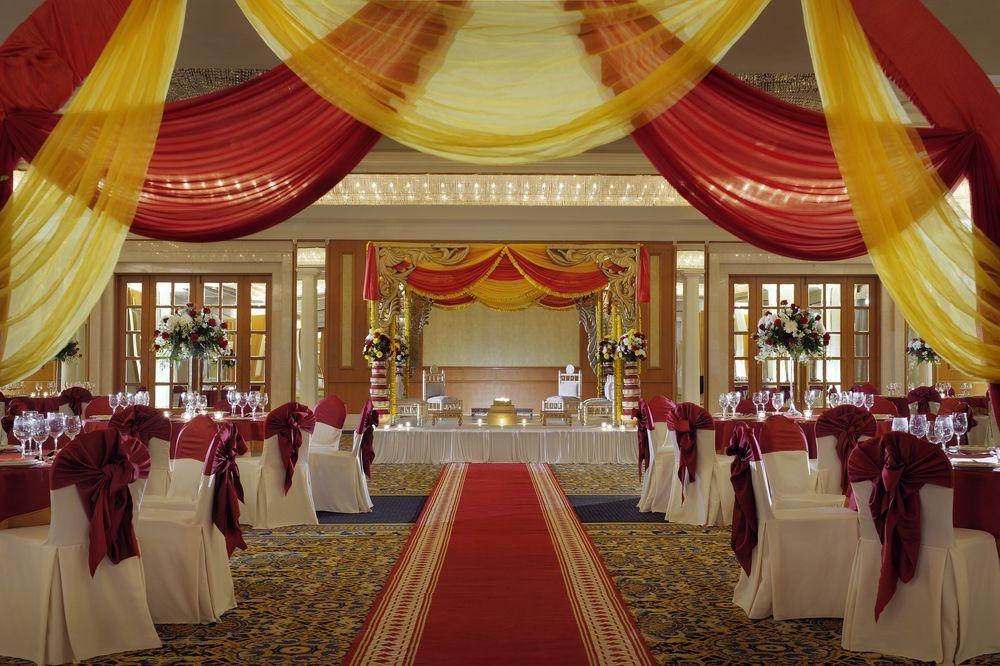 The Bristol Hotel Dubaj Kültér fotó