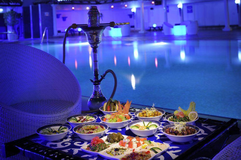 The Bristol Hotel Dubaj Kültér fotó