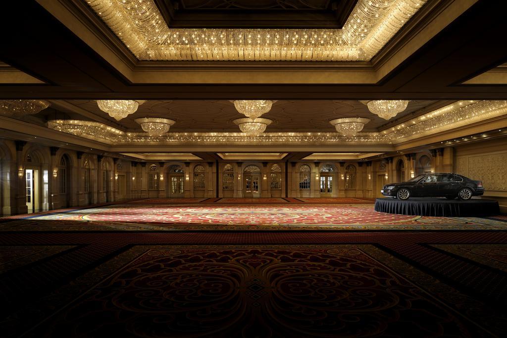 The Bristol Hotel Dubaj Kültér fotó