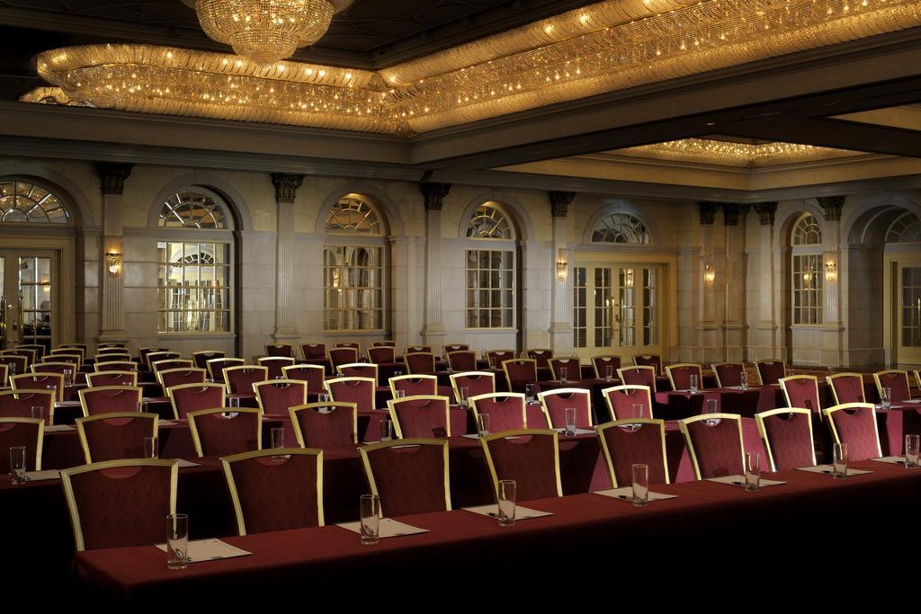 The Bristol Hotel Dubaj Kültér fotó