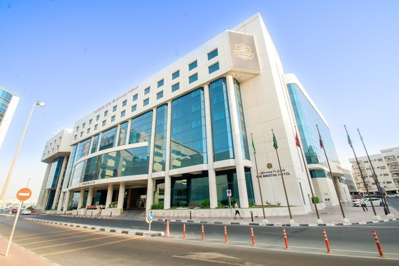 The Bristol Hotel Dubaj Kültér fotó