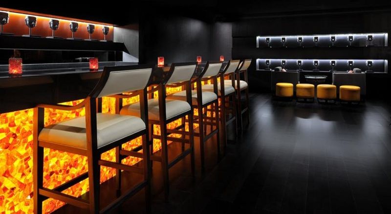 The Bristol Hotel Dubaj Kültér fotó