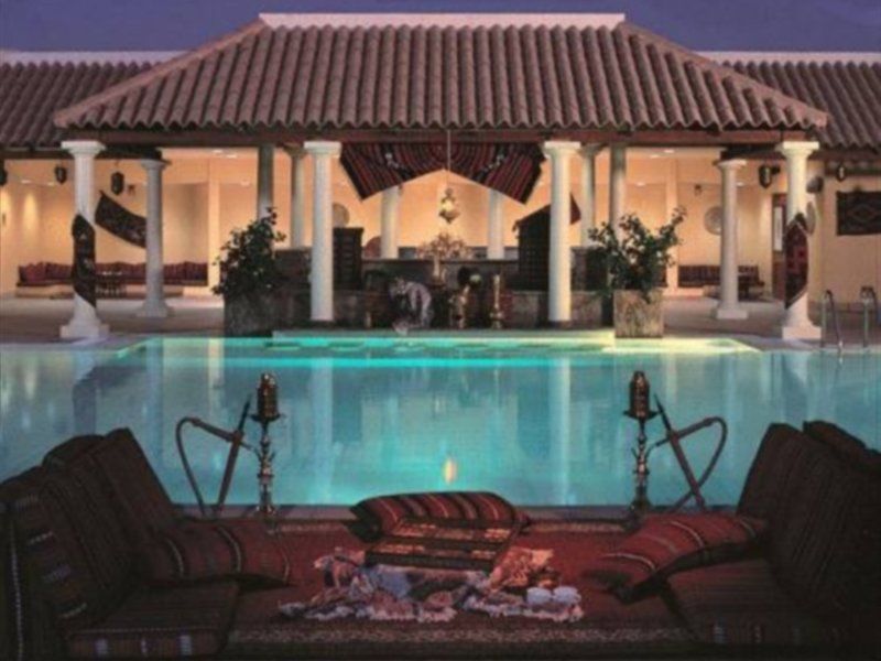 The Bristol Hotel Dubaj Kültér fotó