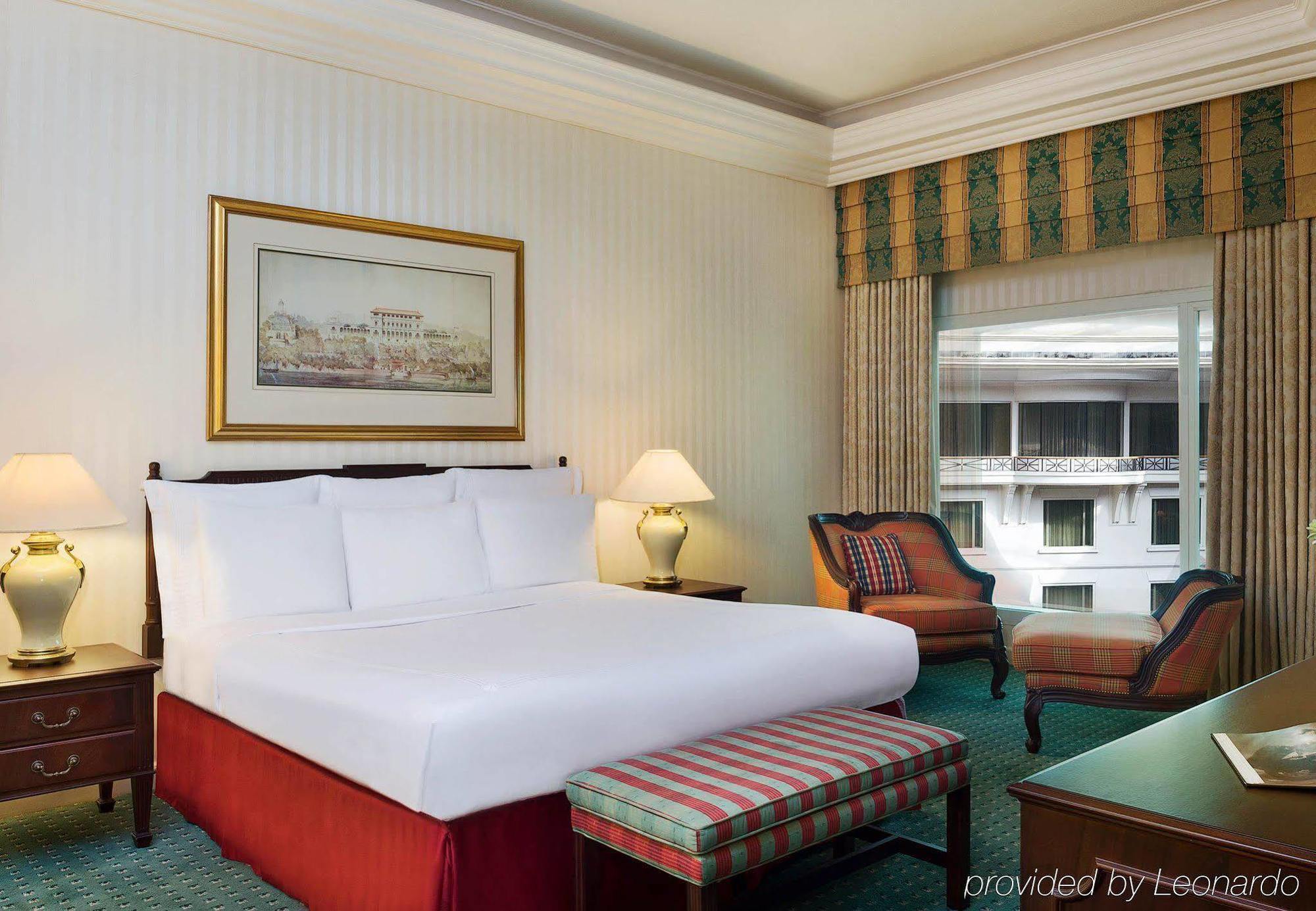 The Bristol Hotel Dubaj Kültér fotó